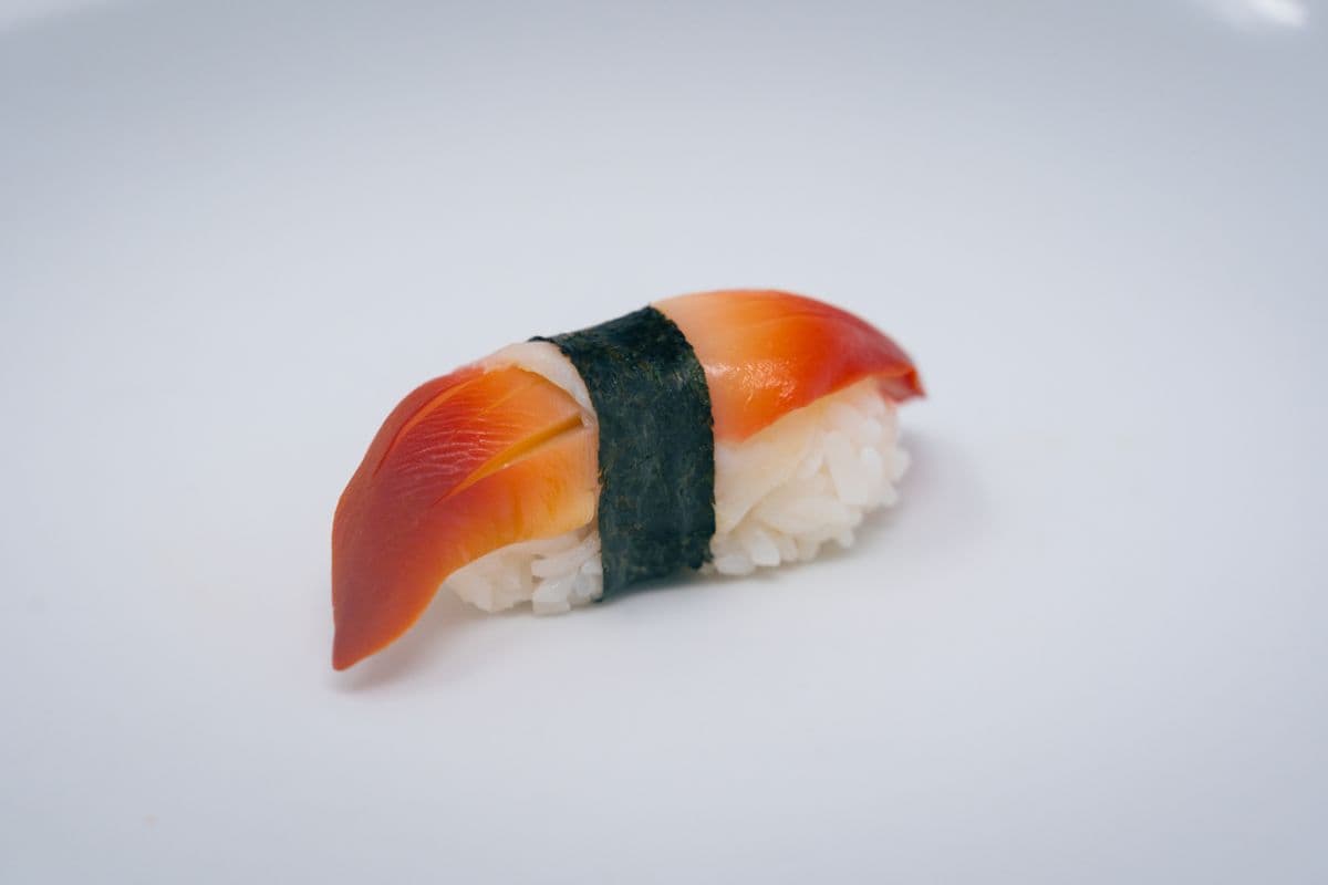 Hokkigai Nigiri Sushi