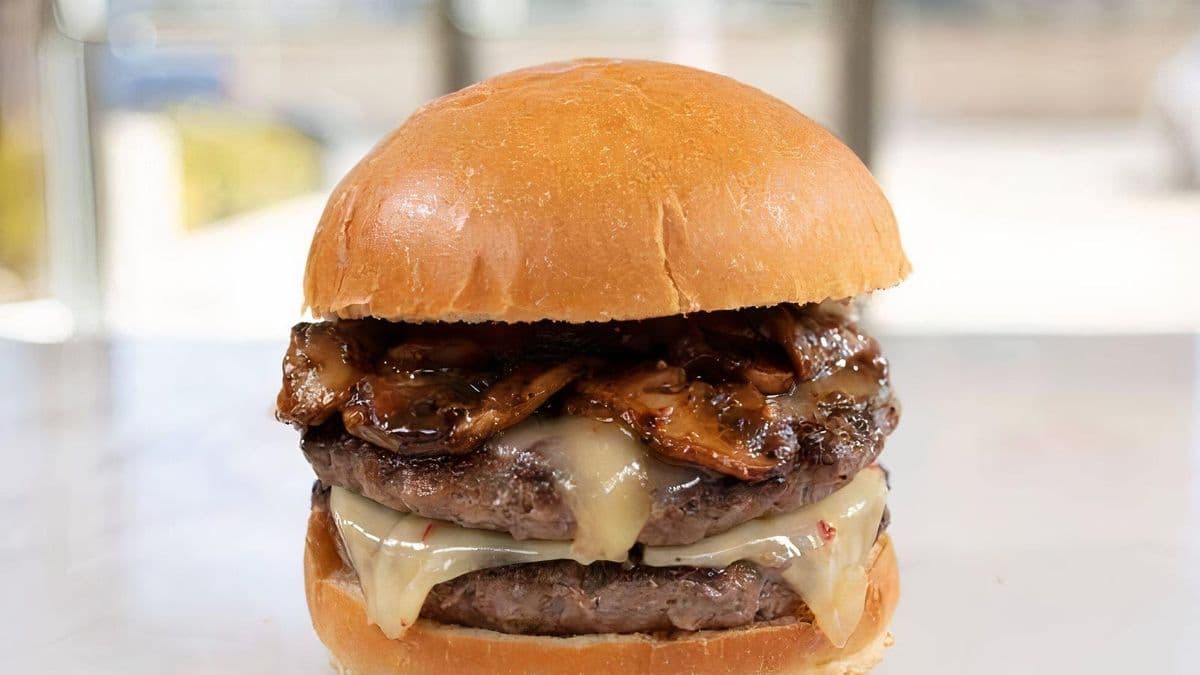 Pepper Jack's Burger