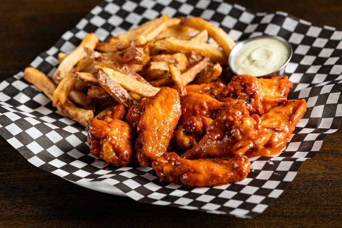 Ailes de poulet (1/2 KG) / Chicken Wings (1/2KG)