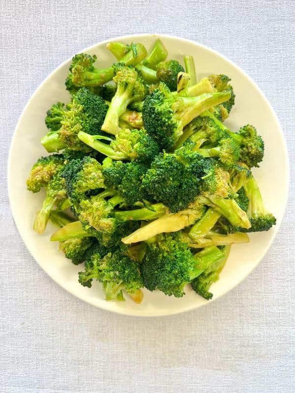 606. Brocoli sauté à l'ail / Stir Fried Broccoli with Garlic / 606. Brocoli sauté à l'ail / Stir Fried Broccoli with Garlic