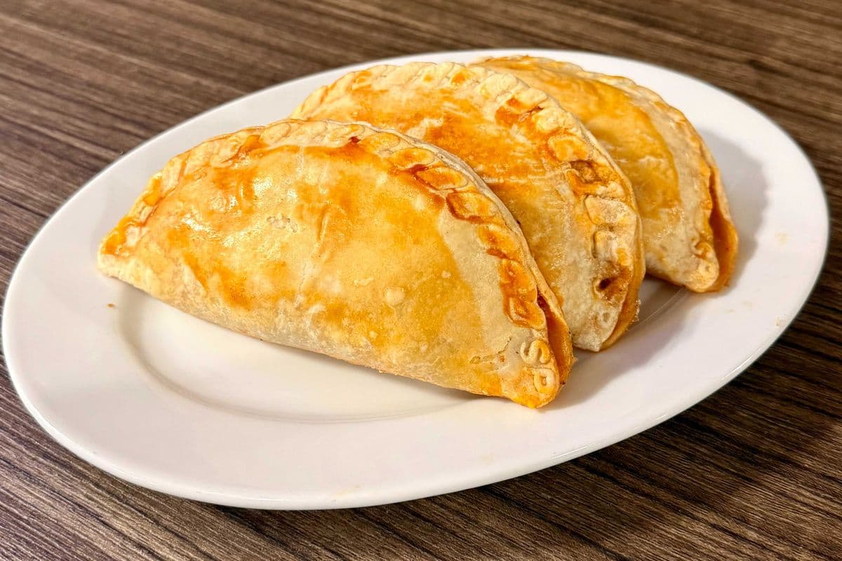 peruvian empanadas (1 unit)