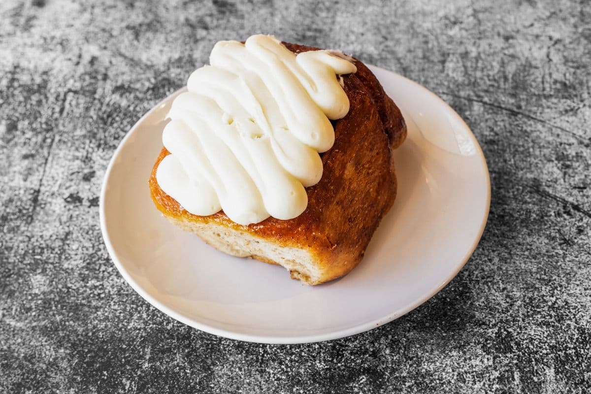 CINNAMON BUN