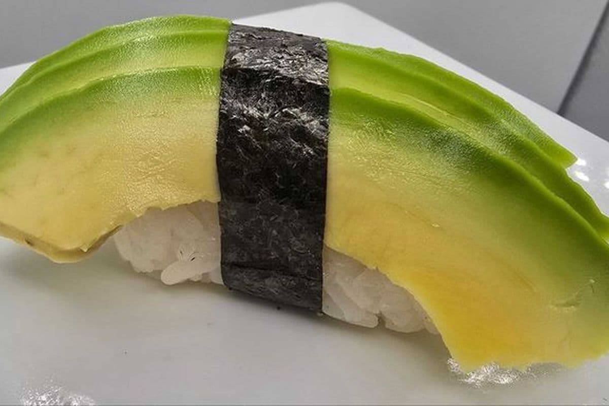 Avocado Nigiri (1 pcs)