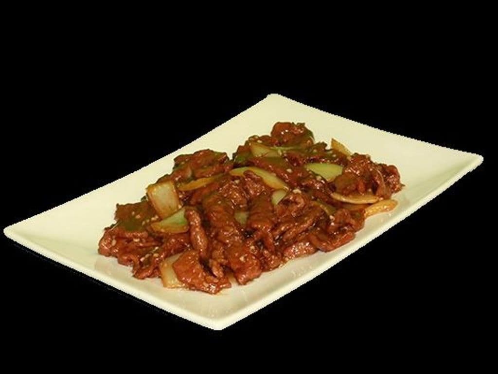 Sizzling Beef (Sharing Platter No Steamed Rice)