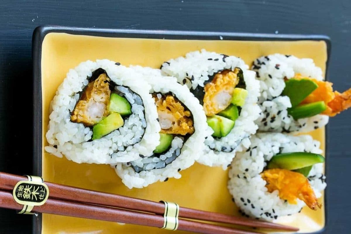 62.Breaded shrimp/Avocado Roll(6pcs)