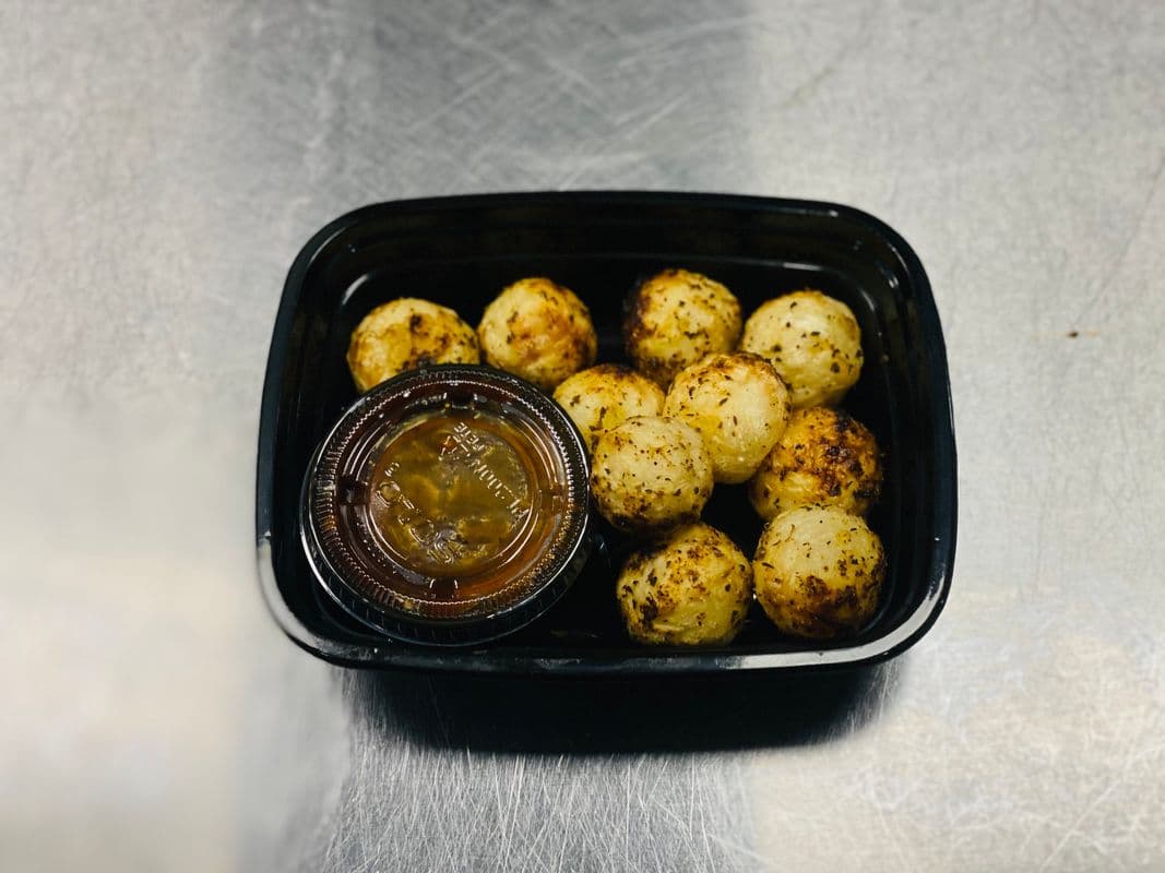 Seasoned Potatoes Mediterranean Style