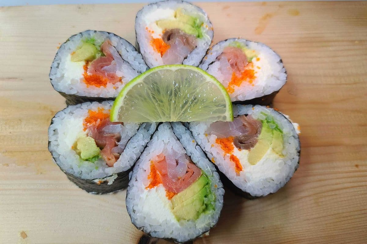 89. Sakura Futo Maki (6 pcs)