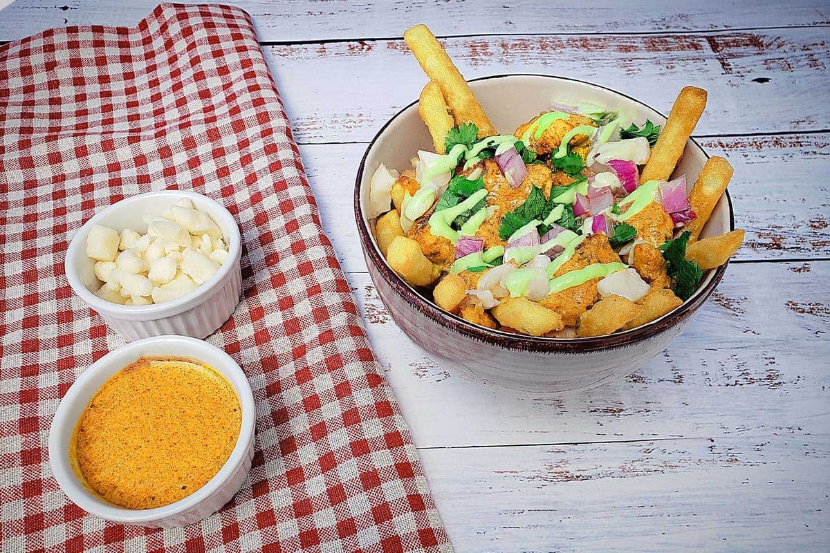 Butter Chicken Poutine