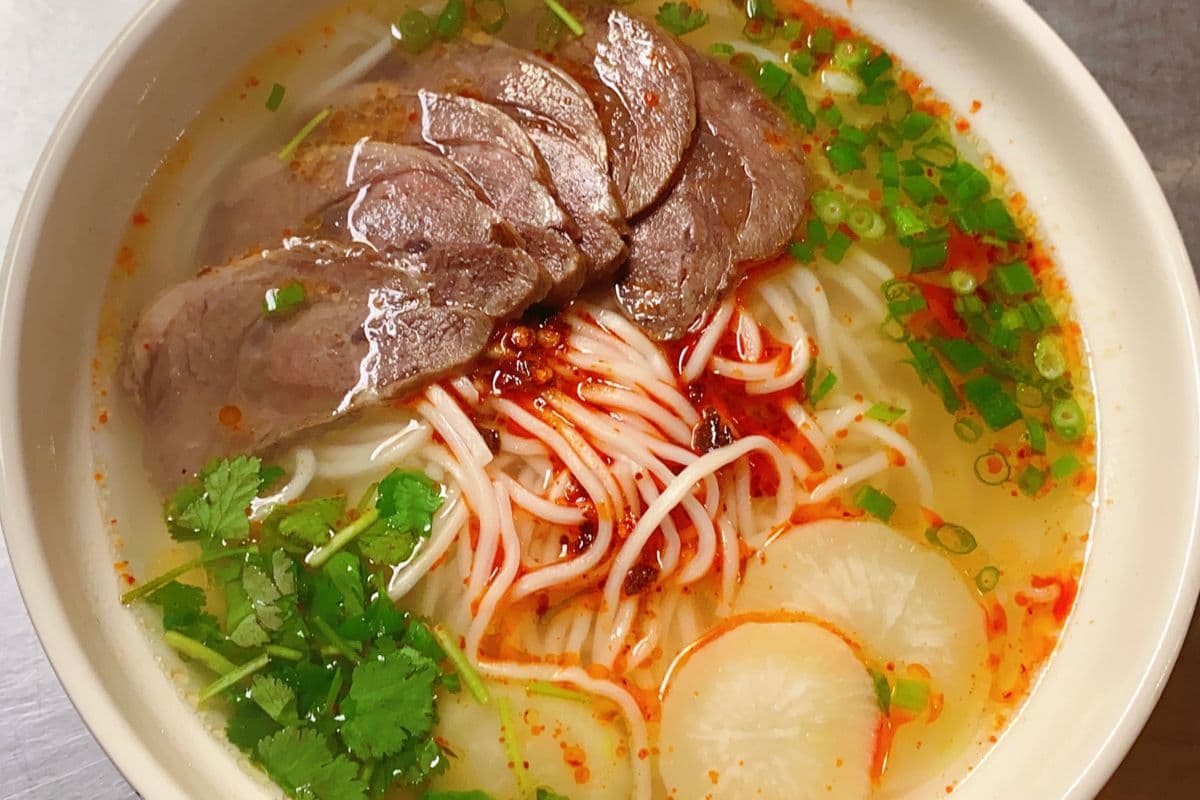Lanzhou Beef Noodle Soup 兰州牛肉面