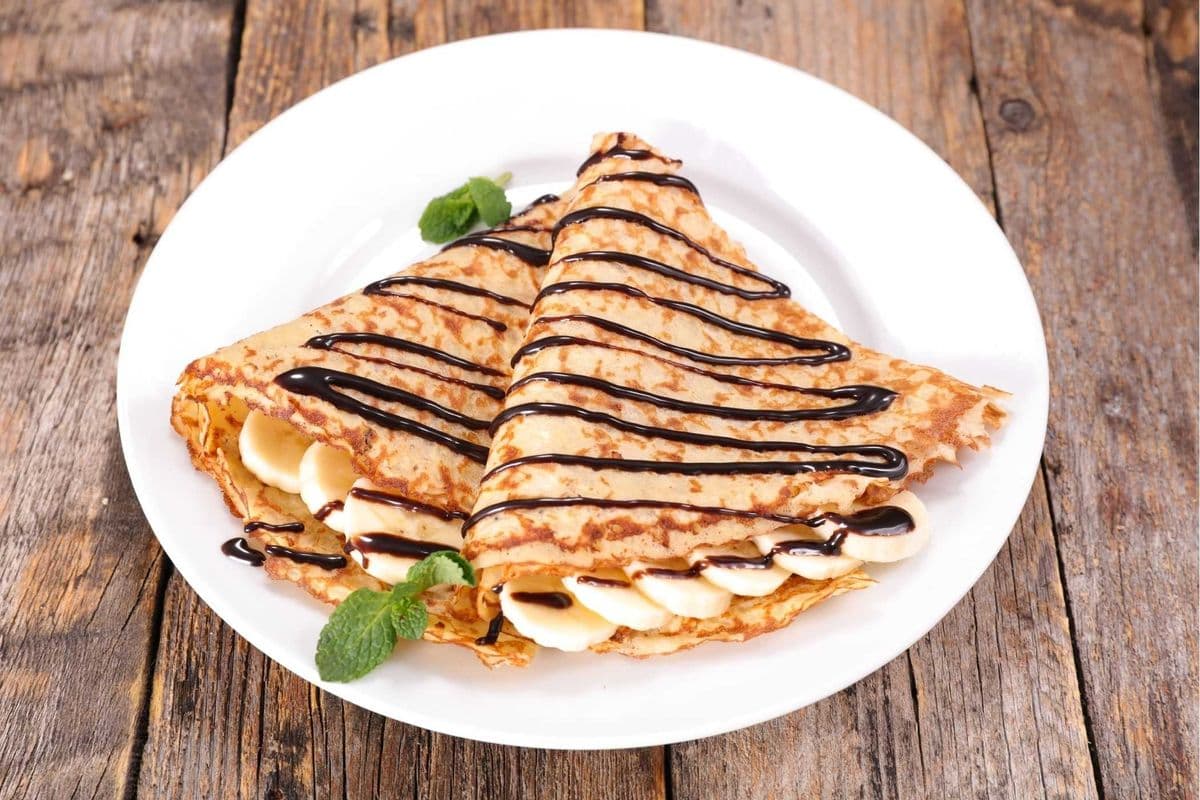Crepe with Banana and Hazelnut Spread