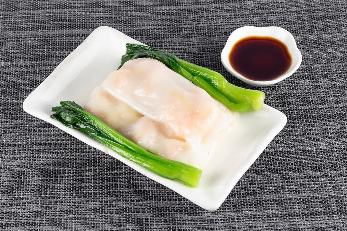 45. Steamed Rice Noodle Roll W/ Jumbo Shrimp and Yellow Chives