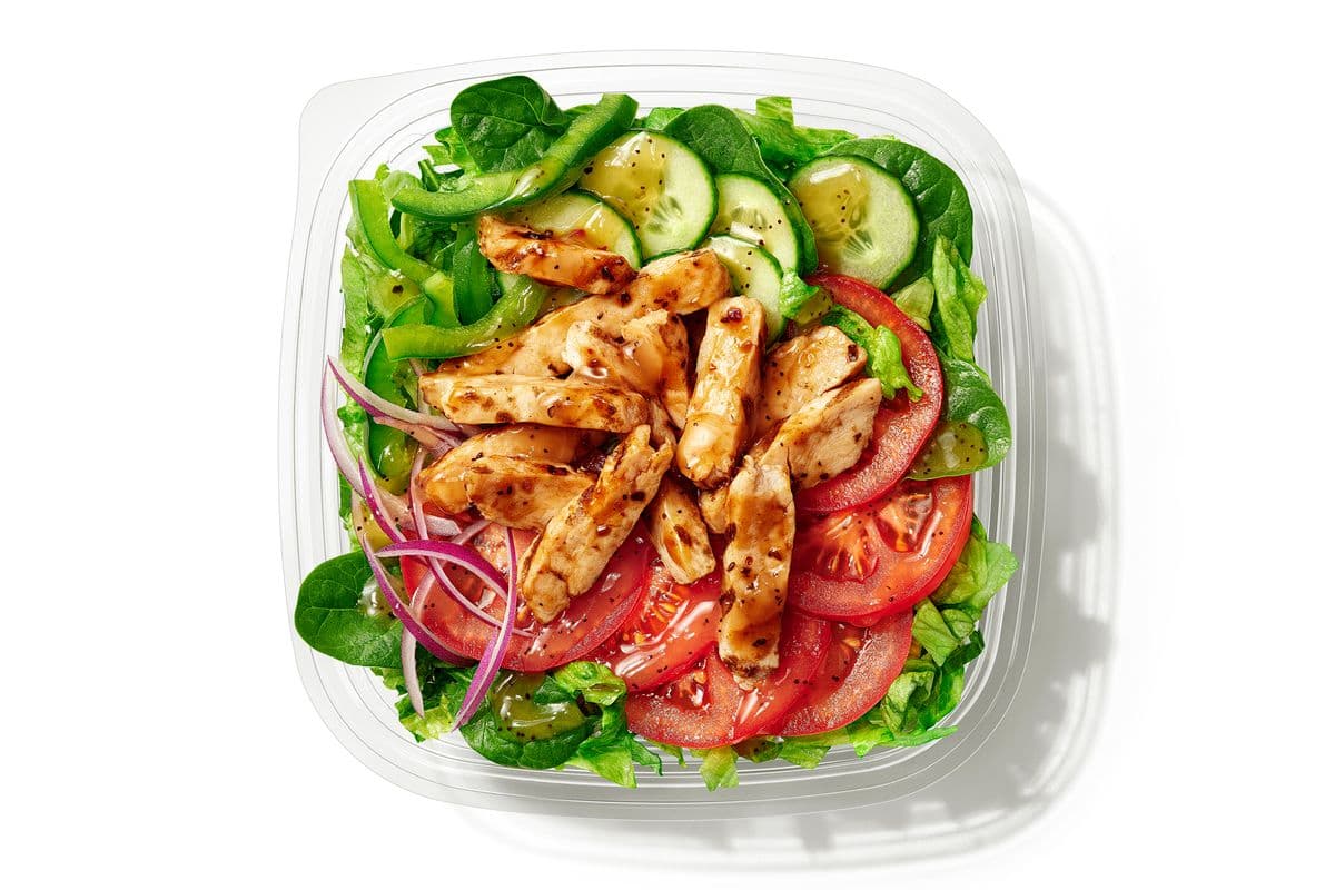 Salade au poulet teriyaki aux oignons doux / Sweet Onion Chicken Teriyaki Salad (220 Cals)