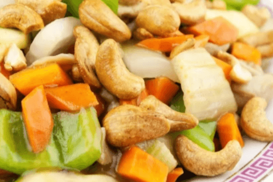 149. Diced Chicken with Cashew Nuts and Vegetables