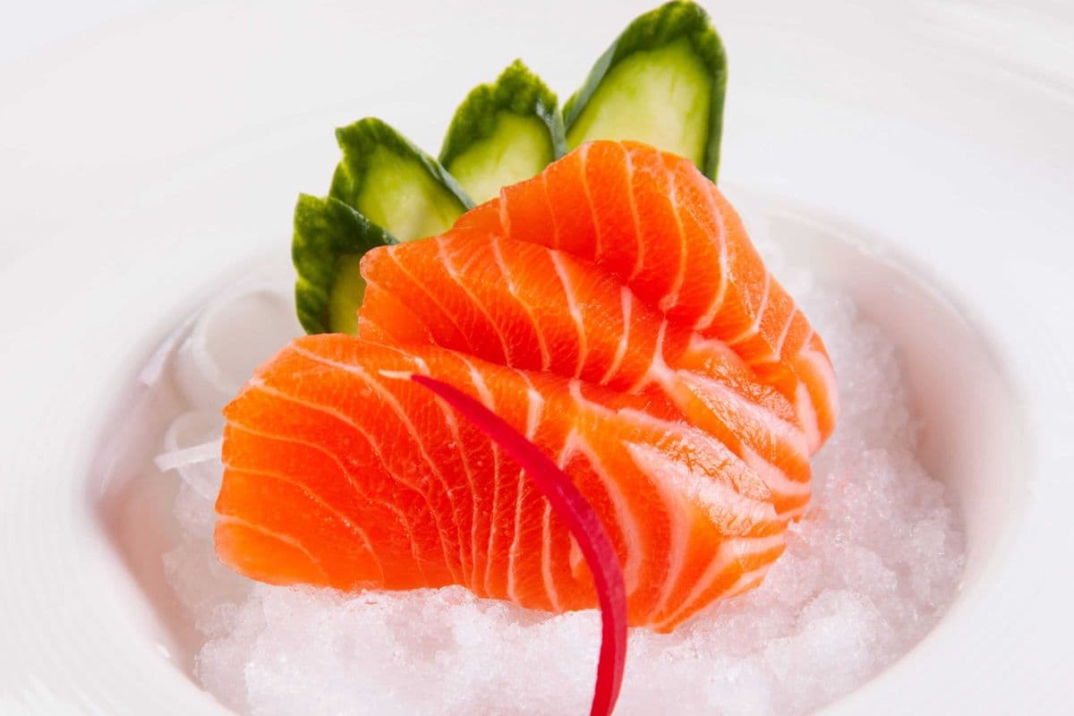 Salmon (Sake) Sashimi (3 pcs)