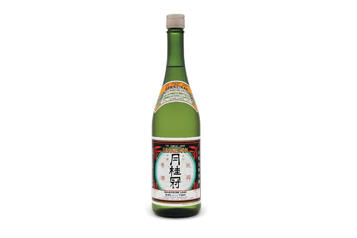 GEKKEIKAN SAKE (1 x 750ML)