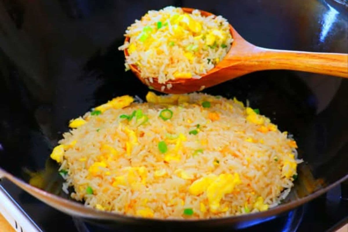 Riz Frit aux Oeufs / Egg Fried Rice