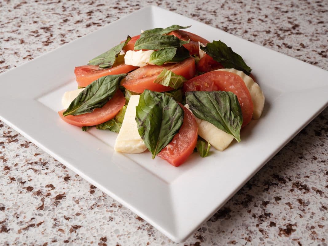 Large Caprese Salad