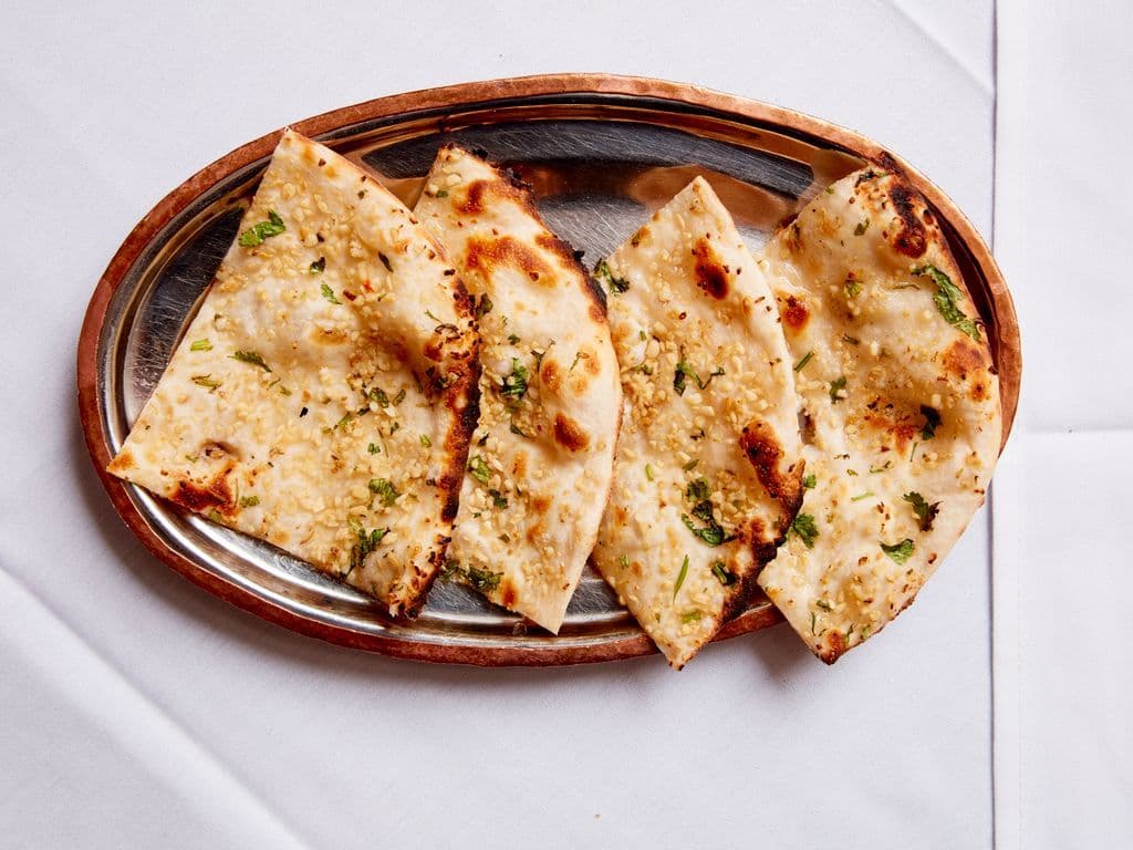 Naan à l'ail / Garlic Naan