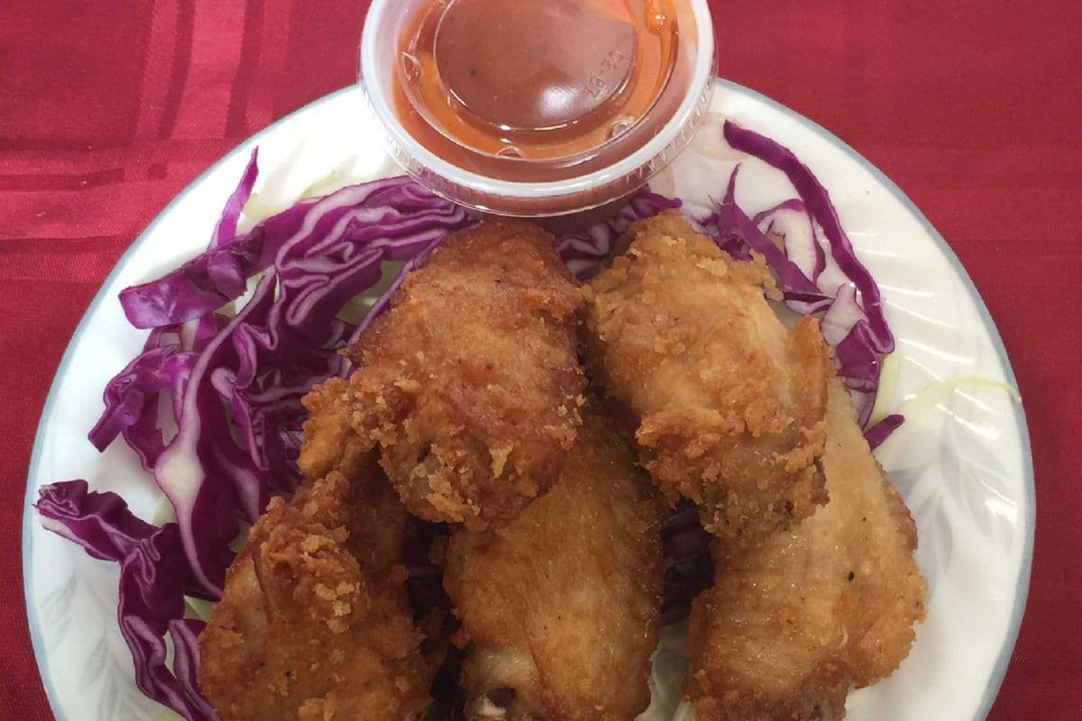 5. Crispy Thai Chicken Wings - ปีกไก่ทอดกรอบ