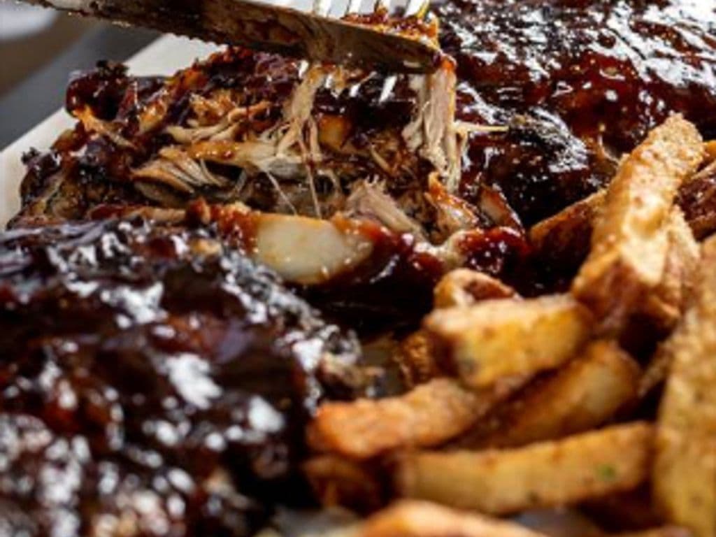 Half Rack of Ribs / 1/2 Cote Levées