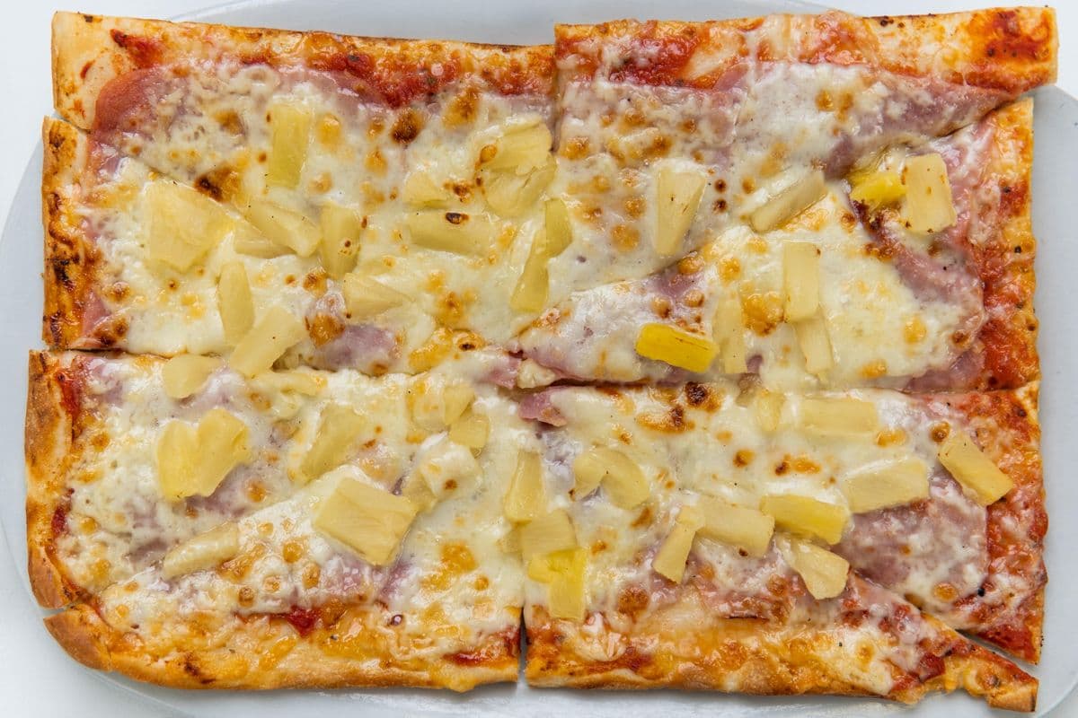 Hawaiian Pizza