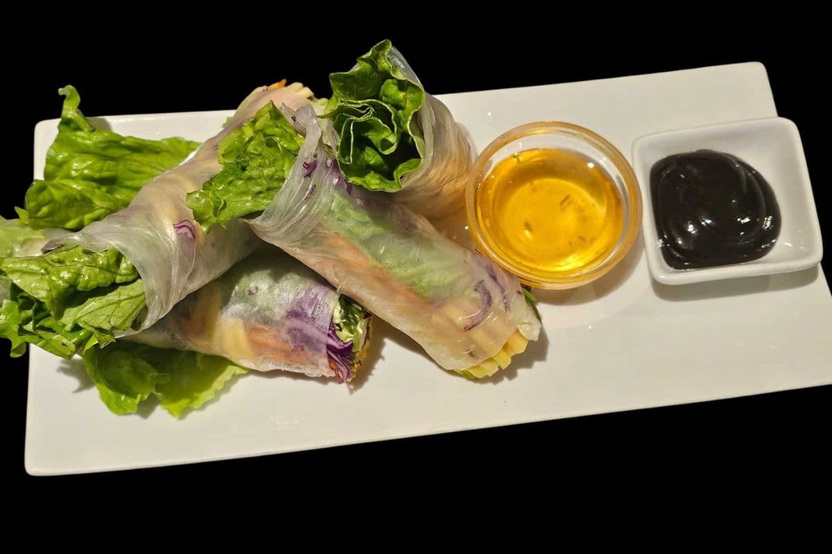 Fresh Mango Roll