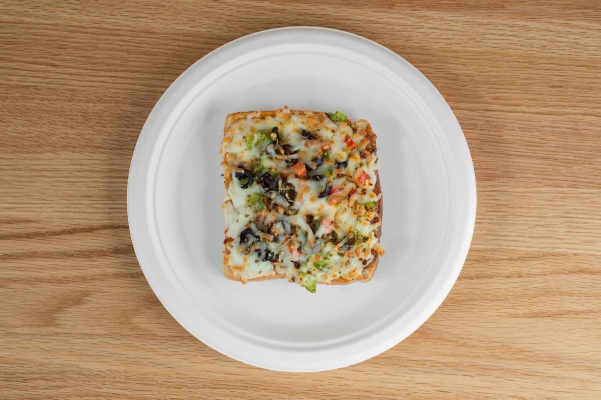Bread Pizza (2 Slices)