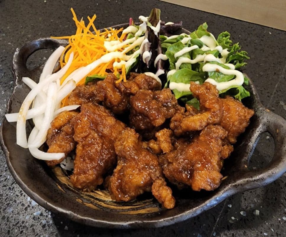 Soy Galric Chicken Rice Bowl