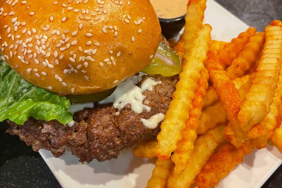 Classic Cheese Burger Combo