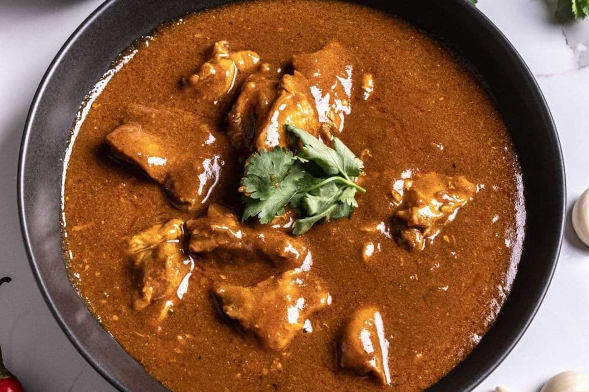 86. Fish Vindaloo (22oz)
