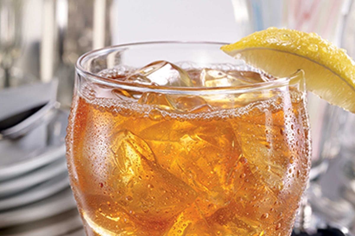 Minute Maid Lemonade Iced Tea (140 Cals)