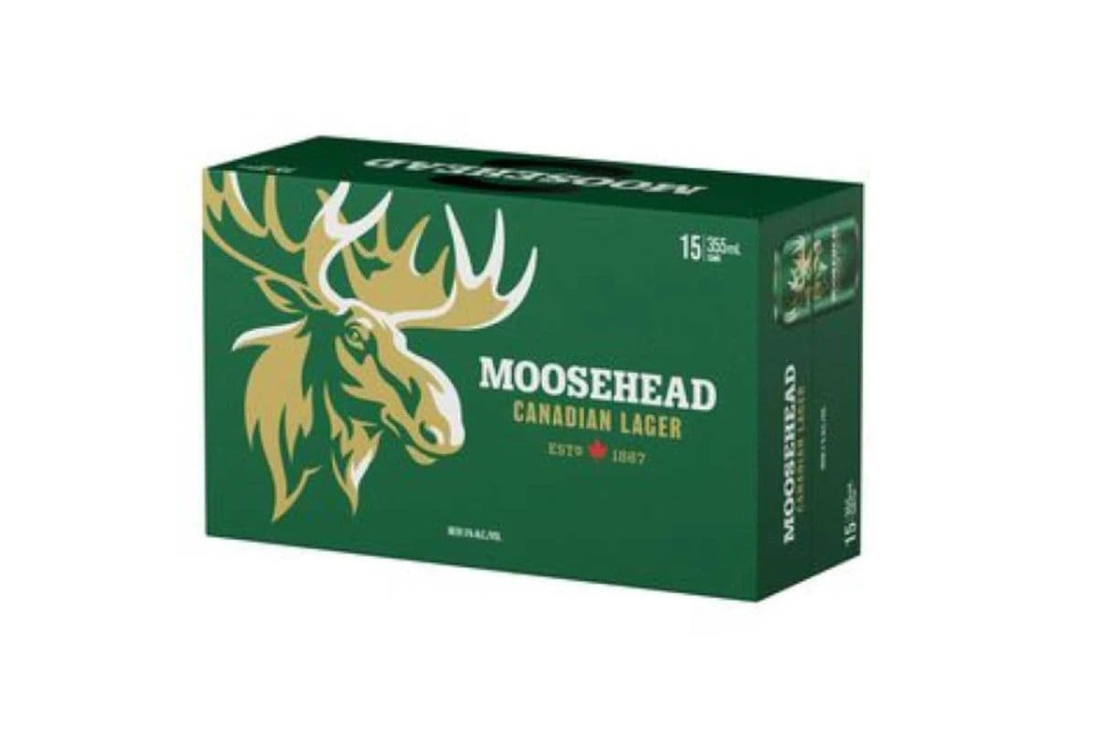 Moosehead Canadian Lager Beer 15 Cans (15 x 355ml)