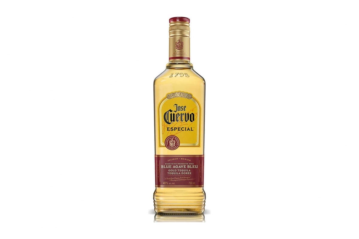 Jose Cuervo Especial Gold Tequila (750 ml) (1 x 750 ml)