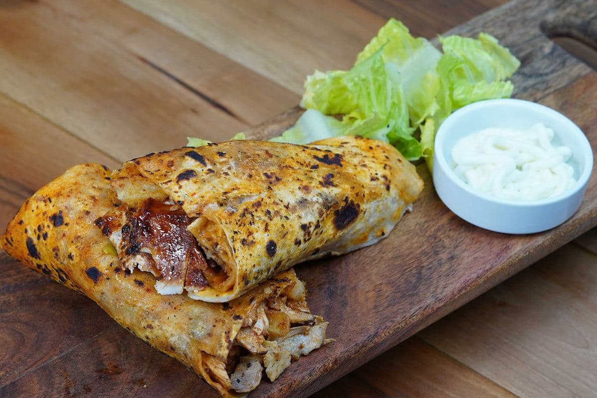 CHICKEN DONER WRAP