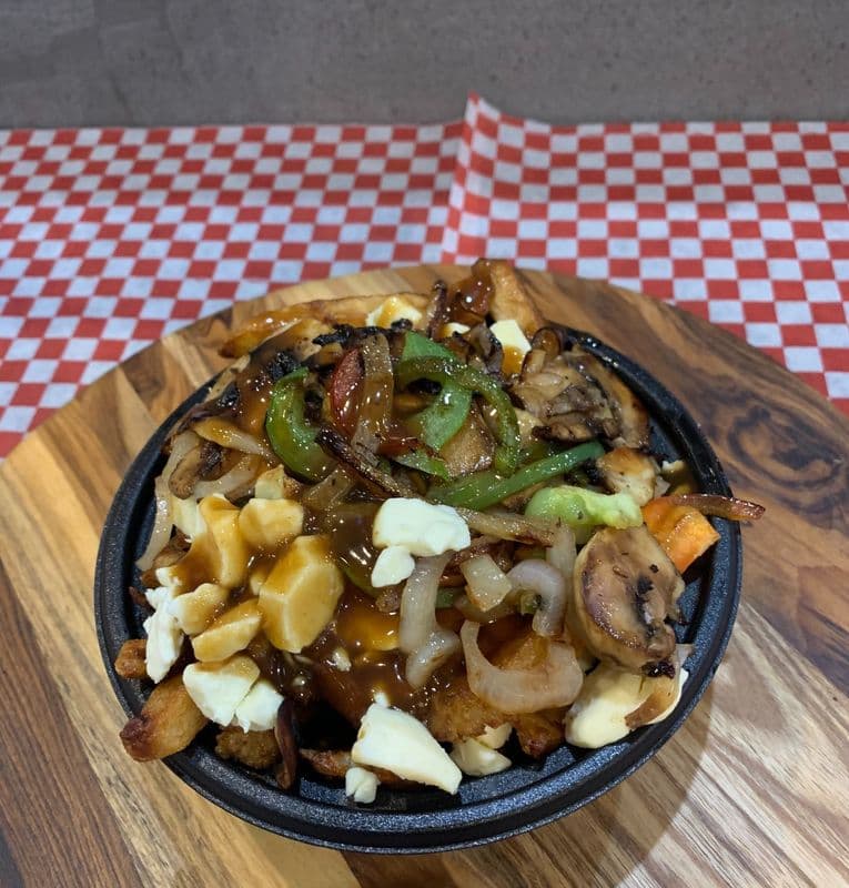 Poutine végétarienne / Vegetarian Poutine