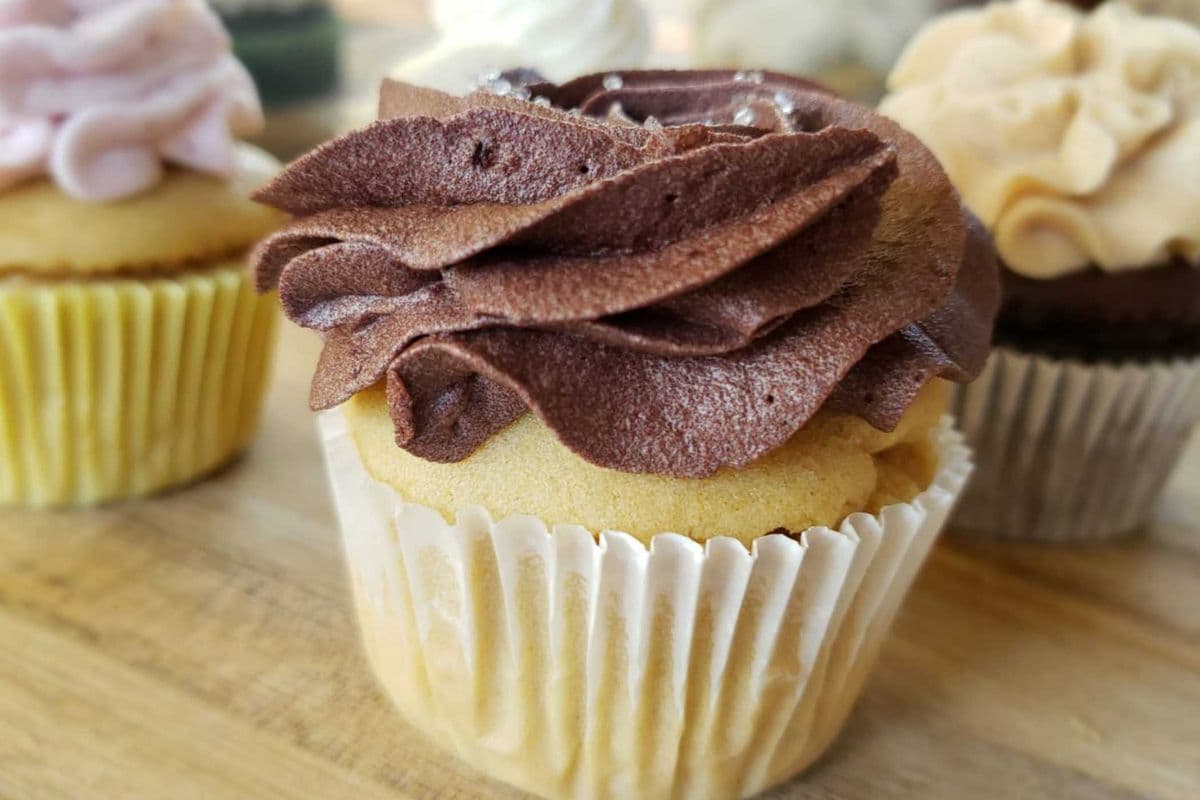 6 Cupcakes