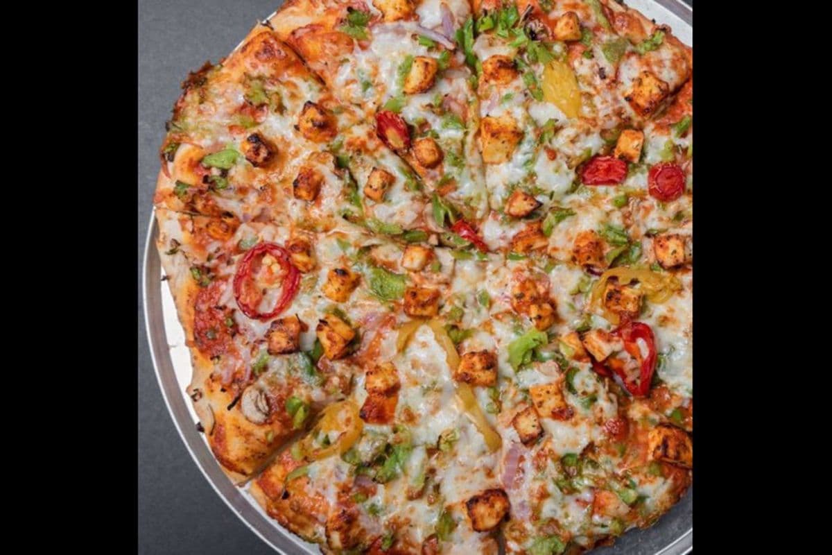 Large Shahi Paneer Pizza