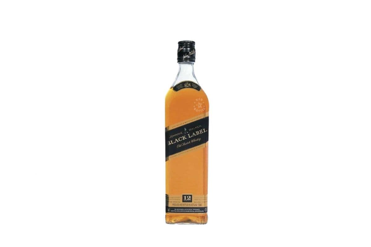 Johnnie Walker Black Label Blended Scotch Whisky (1 x 750 ml)