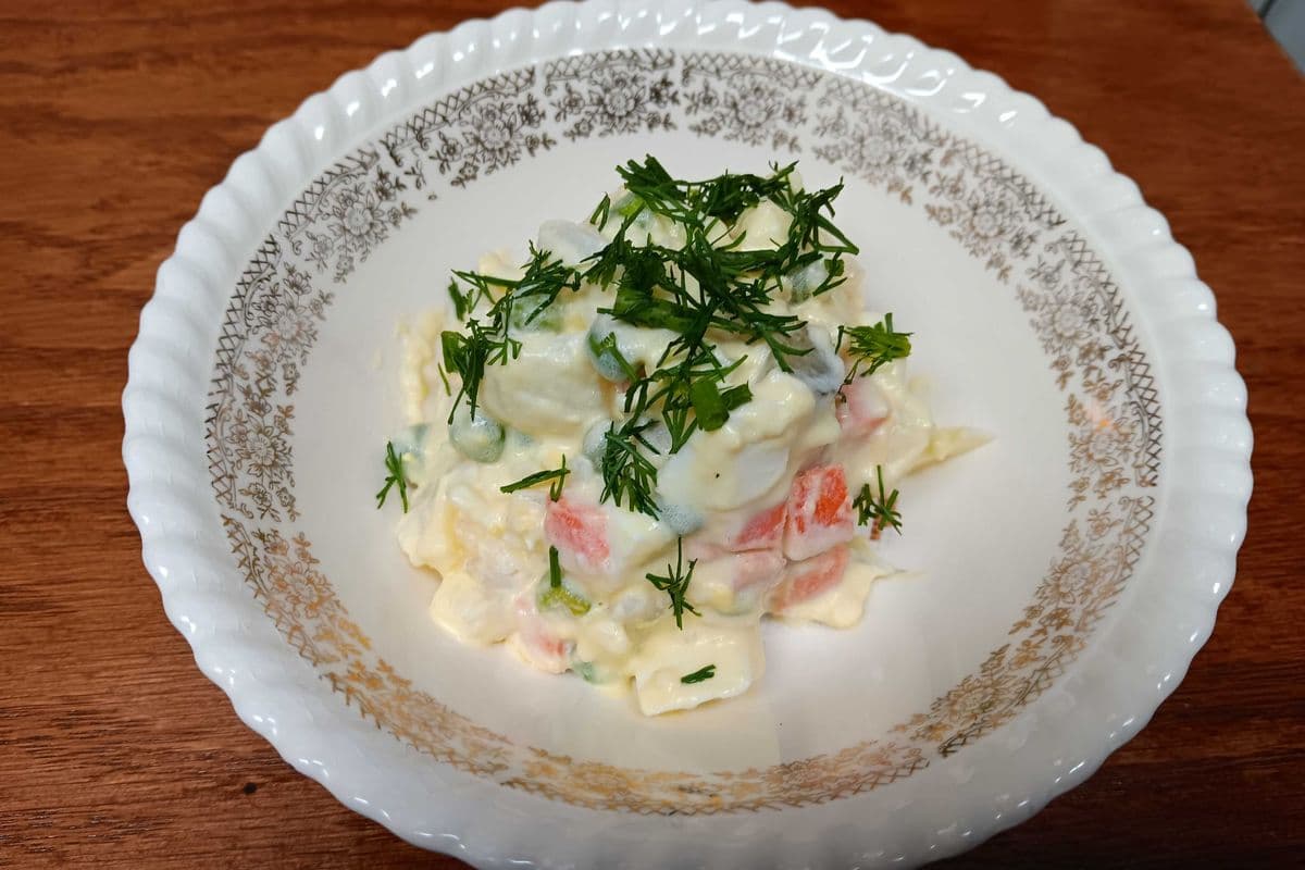 Salade de patates Olivier / Olivier Potato Salad