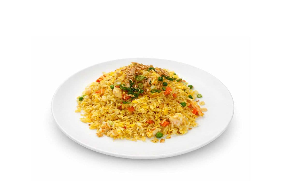 C38. Cơm Chiên Rang Giòn |Golden Crispy Fried Rice