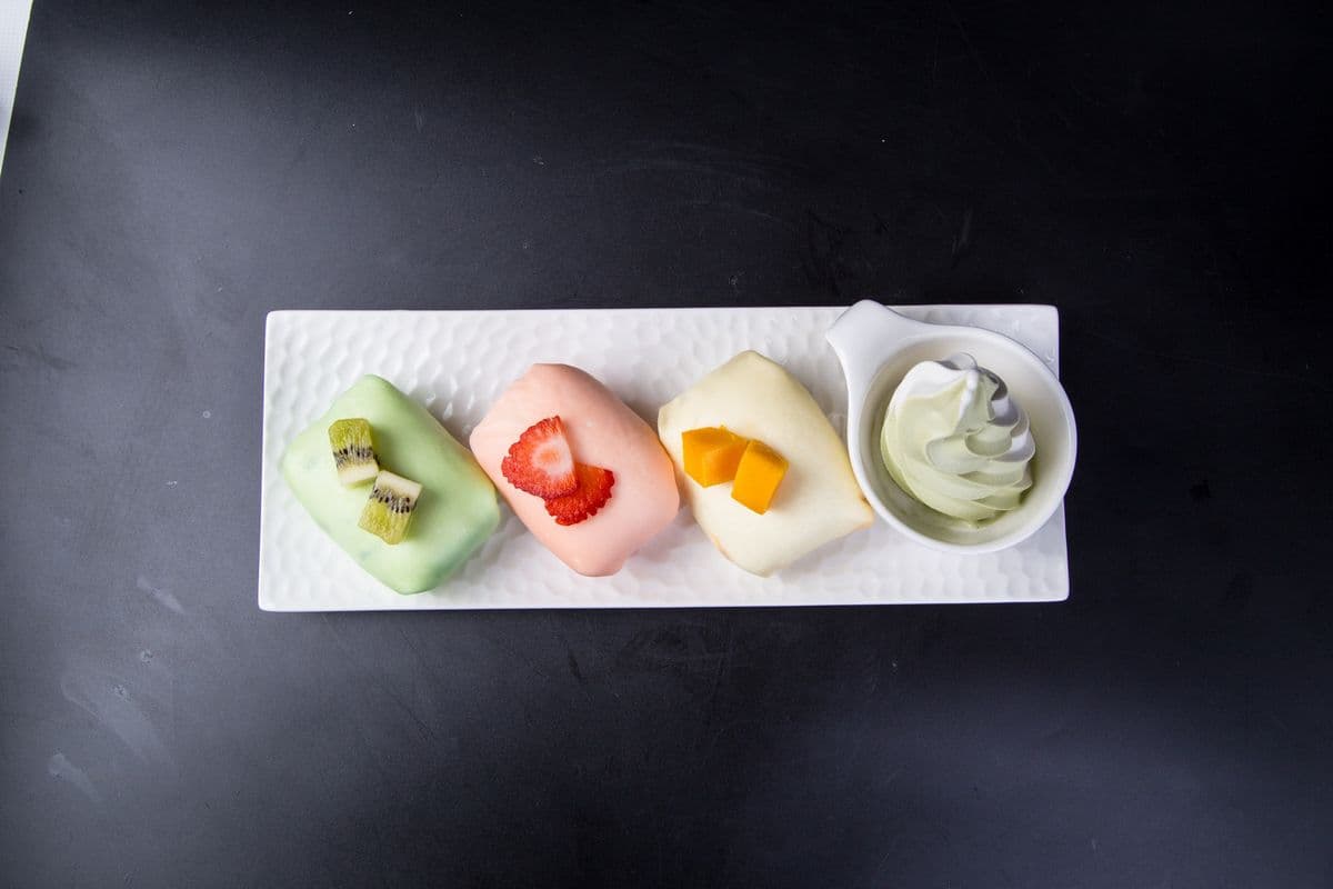 CO3. Rainbow Pancake (3 pcs)
