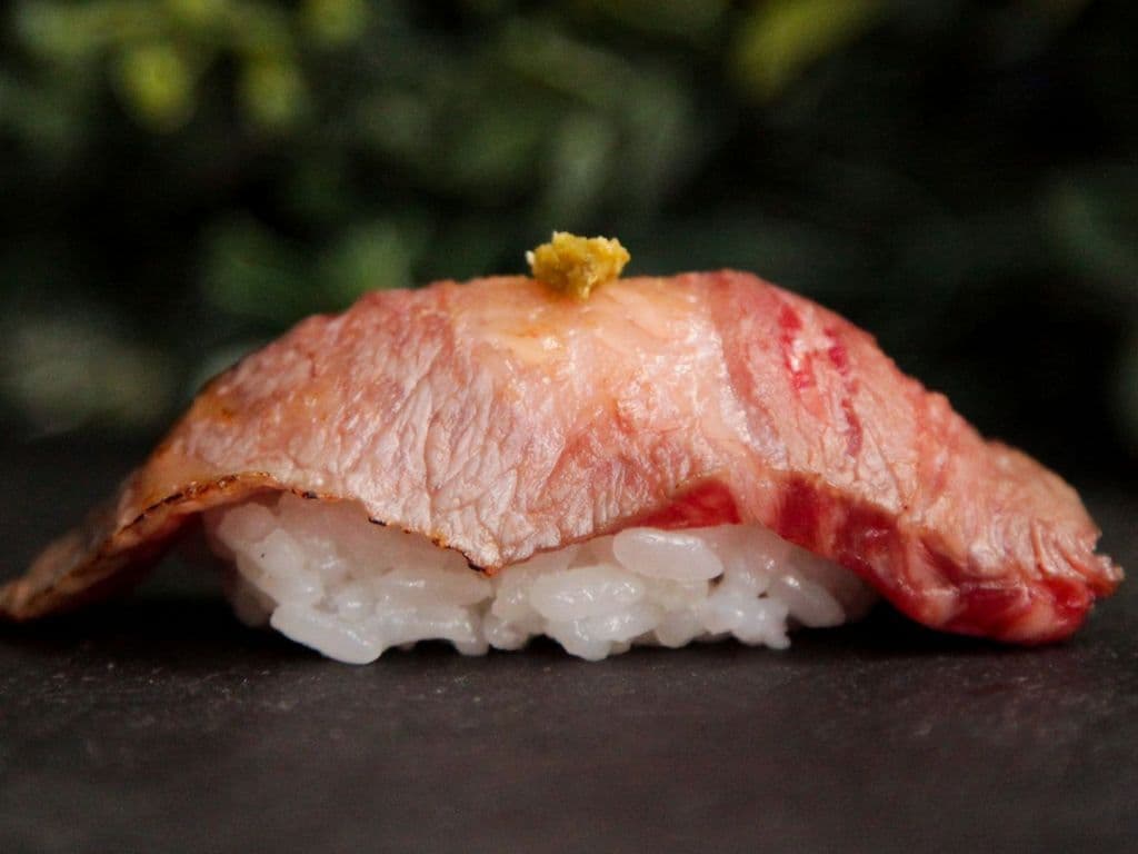 Wagyu nigiri