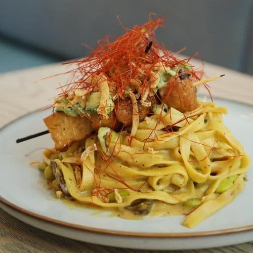 Miso Carbonara w/ Yakitori Chicken