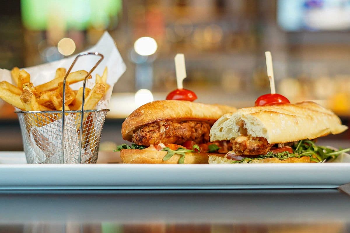 Evario Crispy Chicken Sandwich