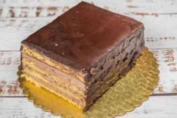 Dobbosh Cake