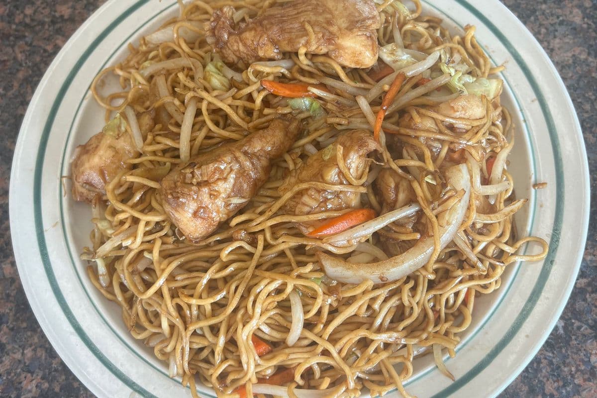 24. Lao Mein
