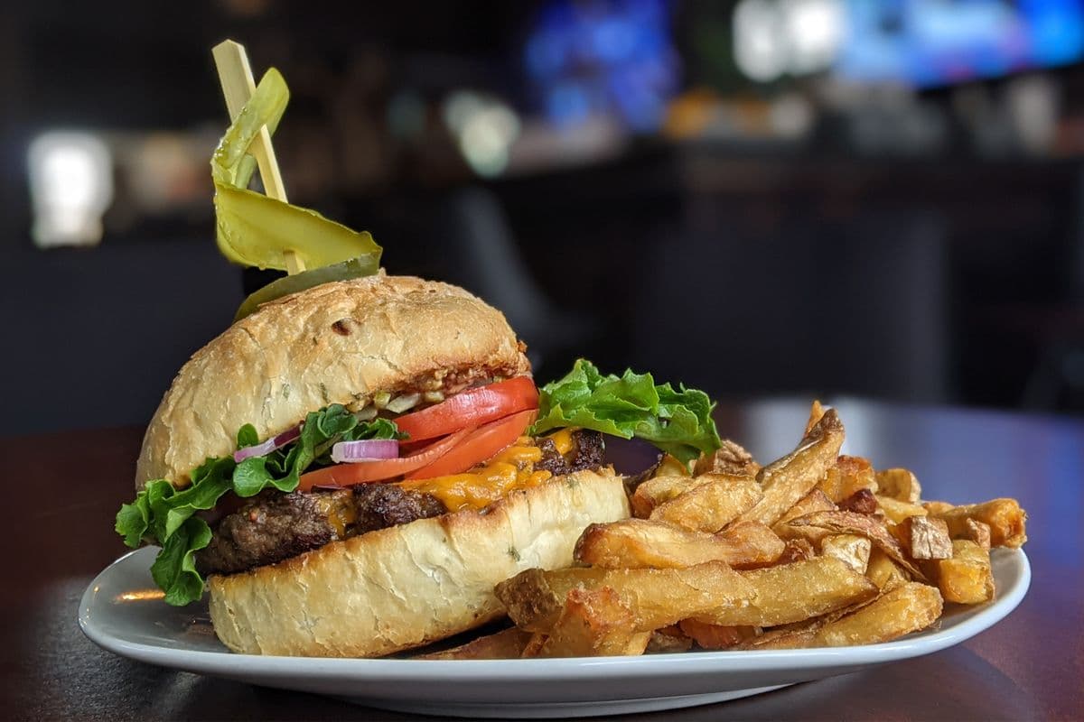 The South Burger (6 oz)