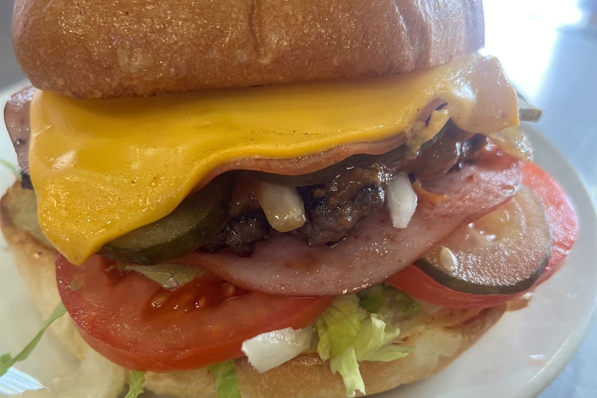 SALS BURGER