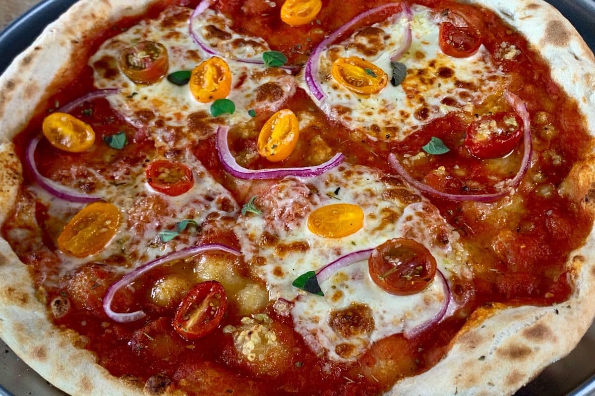 14" Large Smash Tomato Pizza