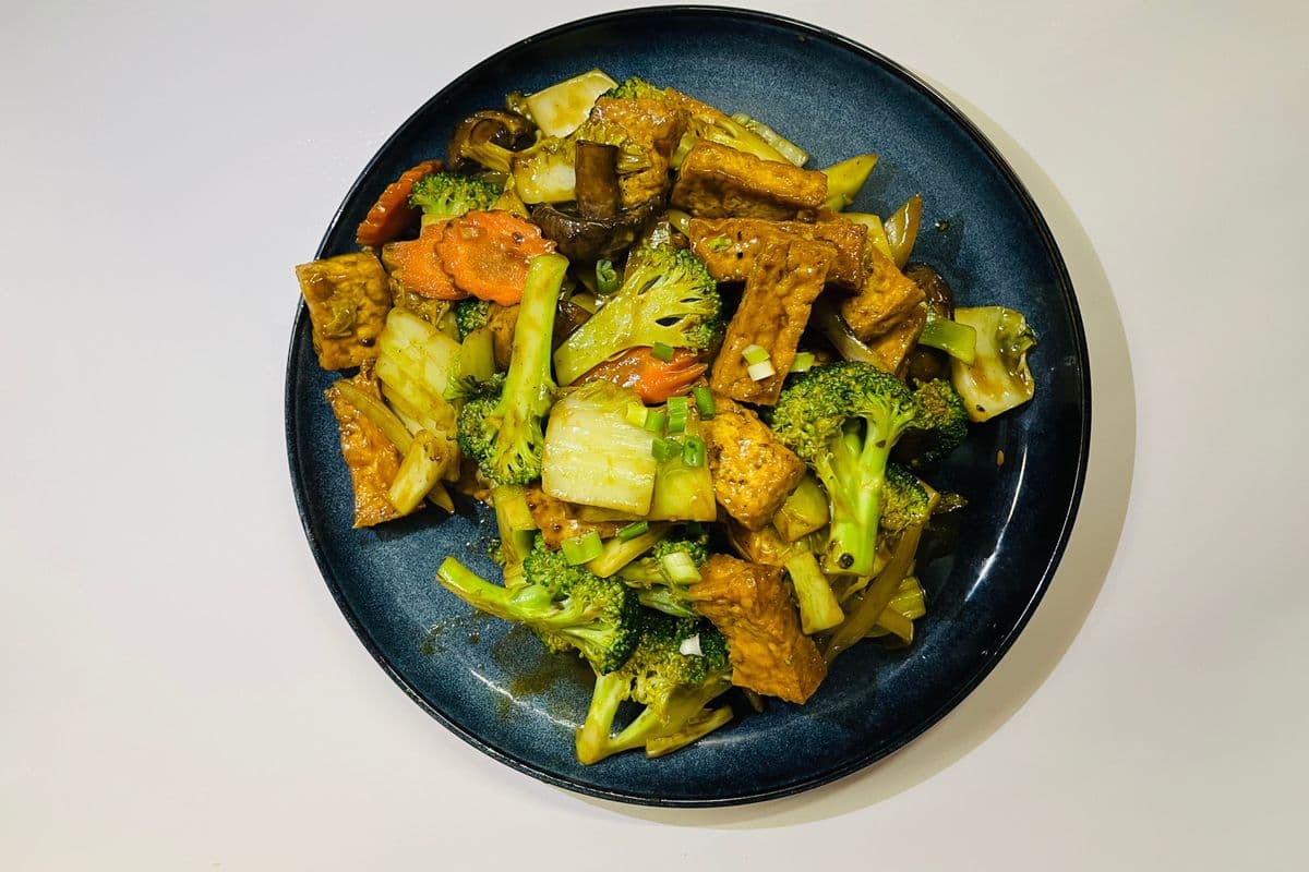 Curry Tofu Mixed Greens